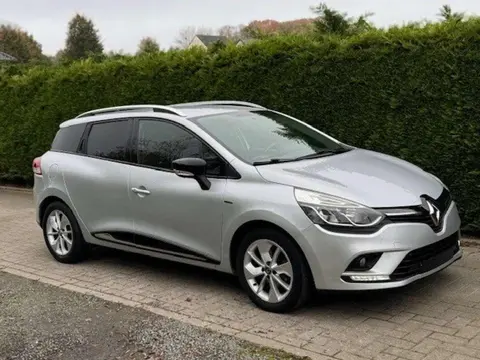 Used RENAULT CLIO Petrol 2017 Ad 