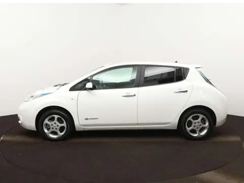 Used NISSAN LEAF Electric 2017 Ad 