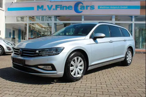 Used VOLKSWAGEN PASSAT Petrol 2022 Ad 