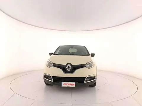 Used RENAULT CAPTUR Petrol 2016 Ad 