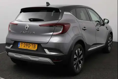 Used RENAULT CAPTUR Petrol 2023 Ad 