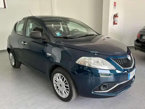 Annonce LANCIA YPSILON Essence 2016 d'occasion 