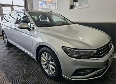 Used VOLKSWAGEN PASSAT Petrol 2021 Ad 