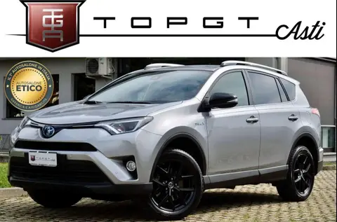 Used TOYOTA RAV4 Hybrid 2018 Ad 