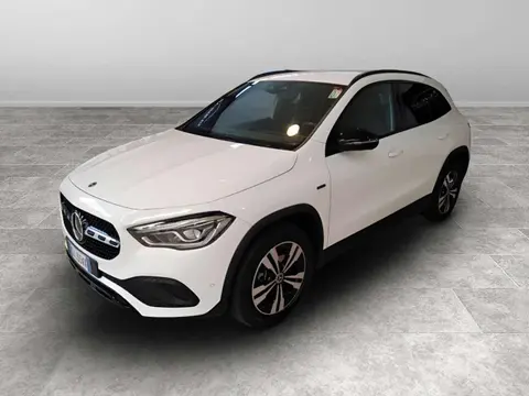 Used MERCEDES-BENZ CLASSE GLA Hybrid 2020 Ad 