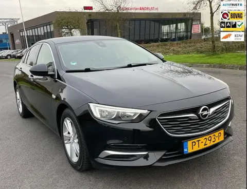 Used OPEL INSIGNIA Petrol 2017 Ad 