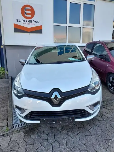 Used RENAULT CLIO Petrol 2017 Ad 