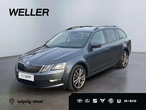 Used SKODA OCTAVIA Petrol 2018 Ad 