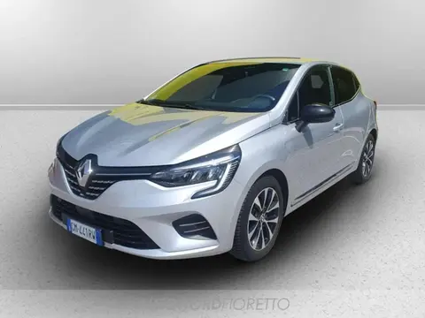 Annonce RENAULT CLIO Essence 2023 d'occasion 