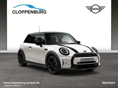 Used MINI COOPER Petrol 2024 Ad 