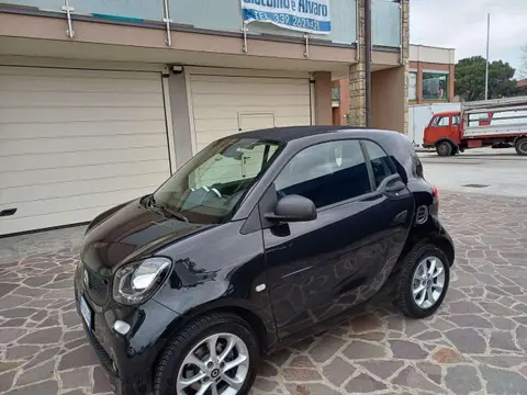 Annonce SMART FORTWO Essence 2017 d'occasion 