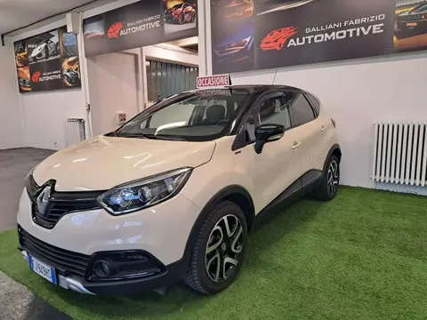 Used RENAULT CAPTUR Petrol 2017 Ad 