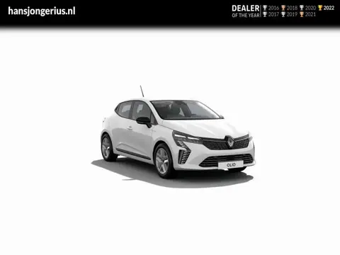 Used RENAULT CLIO Hybrid 2024 Ad 