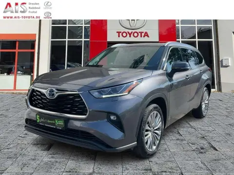 Used TOYOTA HIGHLANDER Hybrid 2021 Ad 