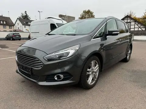 Used FORD S-MAX Diesel 2019 Ad 