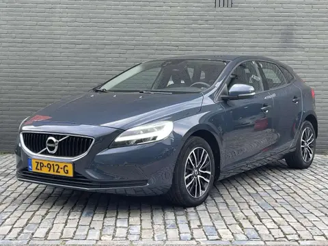 Annonce VOLVO V40 Essence 2019 d'occasion 