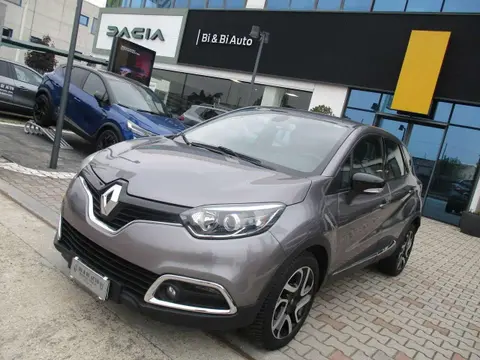 Annonce RENAULT CAPTUR Essence 2016 d'occasion 