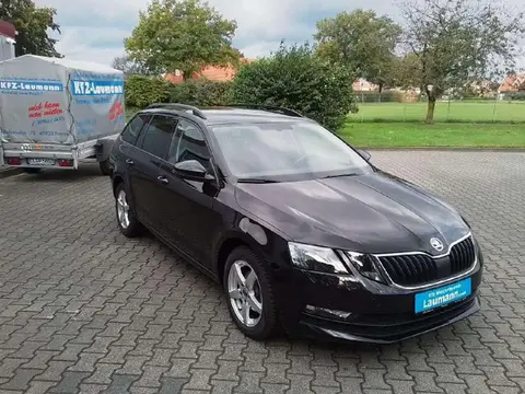 Used SKODA OCTAVIA Diesel 2019 Ad 