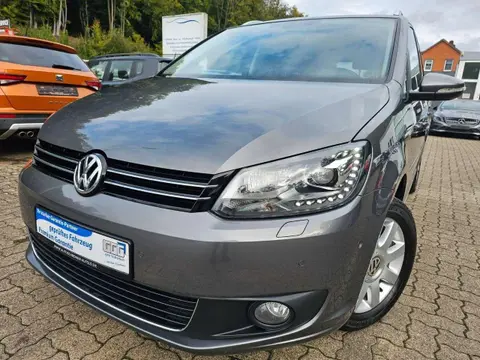 Used VOLKSWAGEN TOURAN Petrol 2015 Ad 