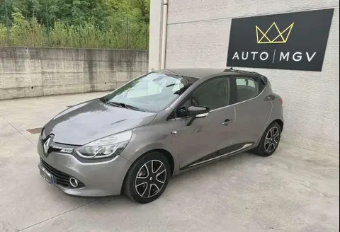 Used RENAULT CLIO LPG 2016 Ad 