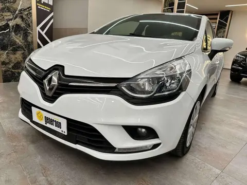 Used RENAULT CLIO Diesel 2018 Ad 