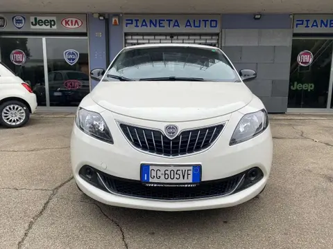 Used LANCIA YPSILON Hybrid 2022 Ad 