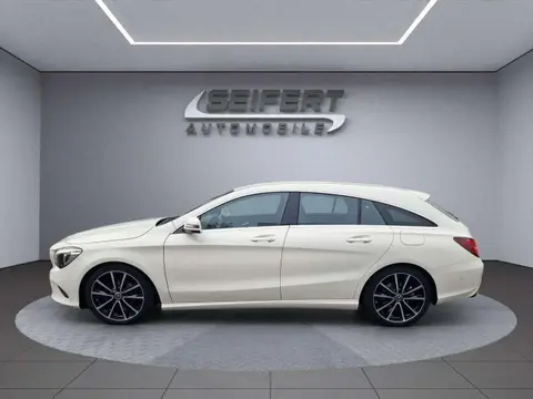 Used MERCEDES-BENZ CLASSE CLA Petrol 2017 Ad 