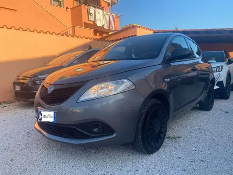 Annonce LANCIA YPSILON Hybride 2021 d'occasion 