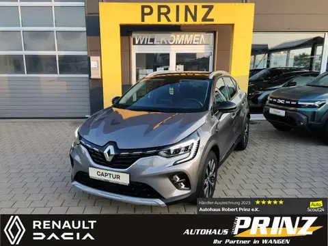 Used RENAULT CAPTUR Petrol 2023 Ad 