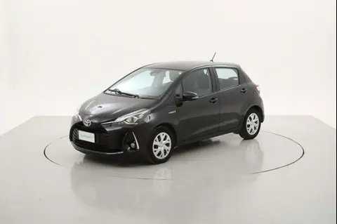 Used TOYOTA YARIS Hybrid 2019 Ad 