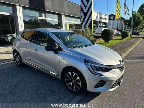 Annonce RENAULT CLIO Essence 2023 d'occasion 