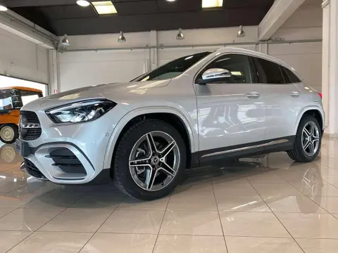 Annonce MERCEDES-BENZ CLASSE GLA Diesel 2024 d'occasion 