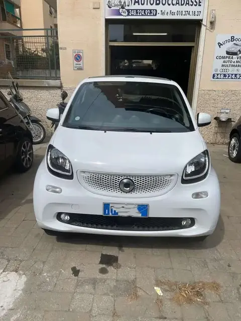 Annonce SMART FORTWO Essence 2018 d'occasion 