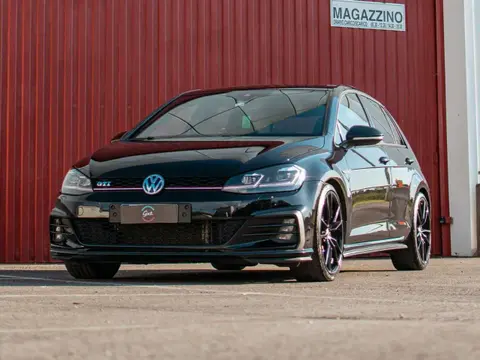 Used VOLKSWAGEN GOLF Petrol 2018 Ad 