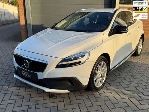 Used VOLVO V40 Petrol 2016 Ad 