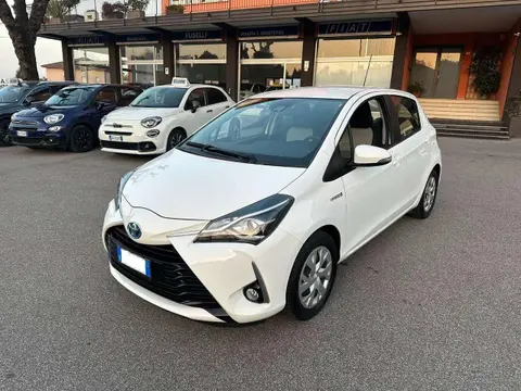 Used TOYOTA YARIS Hybrid 2020 Ad 