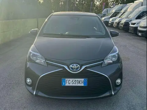 Used TOYOTA YARIS Hybrid 2016 Ad 