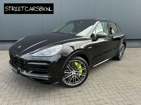 Used PORSCHE CAYENNE Hybrid 2021 Ad 