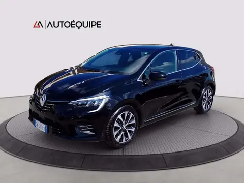 Annonce RENAULT CLIO Essence 2023 d'occasion 