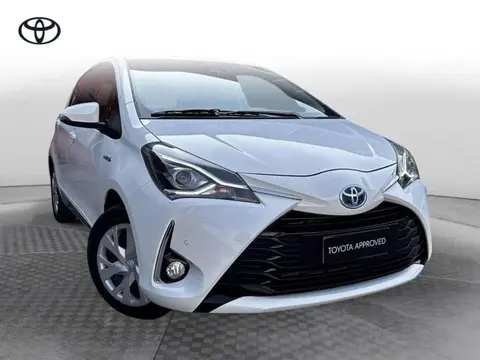 Used TOYOTA YARIS Hybrid 2019 Ad 