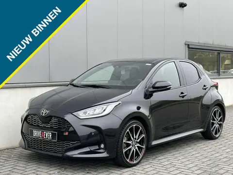 Used TOYOTA YARIS Hybrid 2023 Ad 