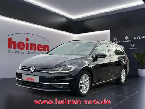 Used VOLKSWAGEN GOLF Petrol 2020 Ad 