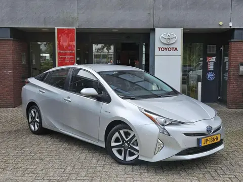 Used TOYOTA PRIUS Hybrid 2016 Ad 