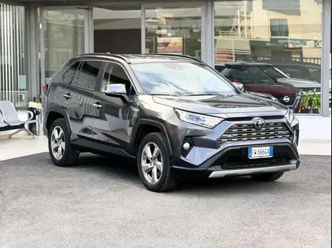 Used TOYOTA RAV4 Hybrid 2019 Ad 