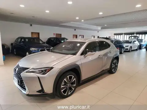 Used LEXUS UX Hybrid 2021 Ad 