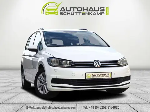 Used VOLKSWAGEN TOURAN Petrol 2019 Ad 