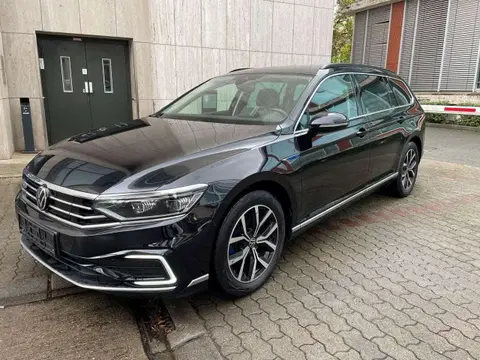 Used VOLKSWAGEN PASSAT Hybrid 2021 Ad 