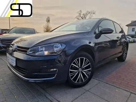 Used VOLKSWAGEN GOLF Petrol 2017 Ad 