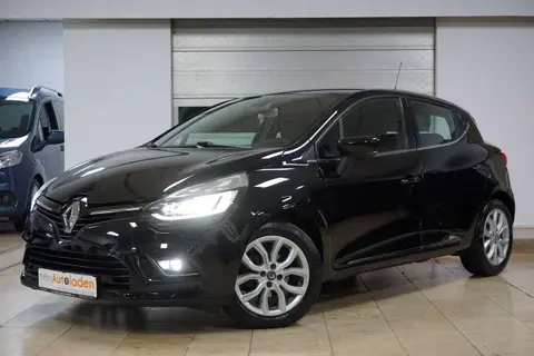 Used RENAULT CLIO Petrol 2018 Ad 