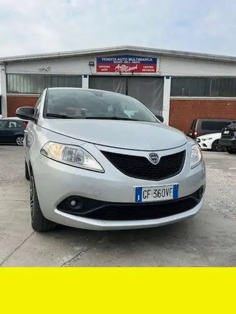 Annonce LANCIA YPSILON  2021 d'occasion 